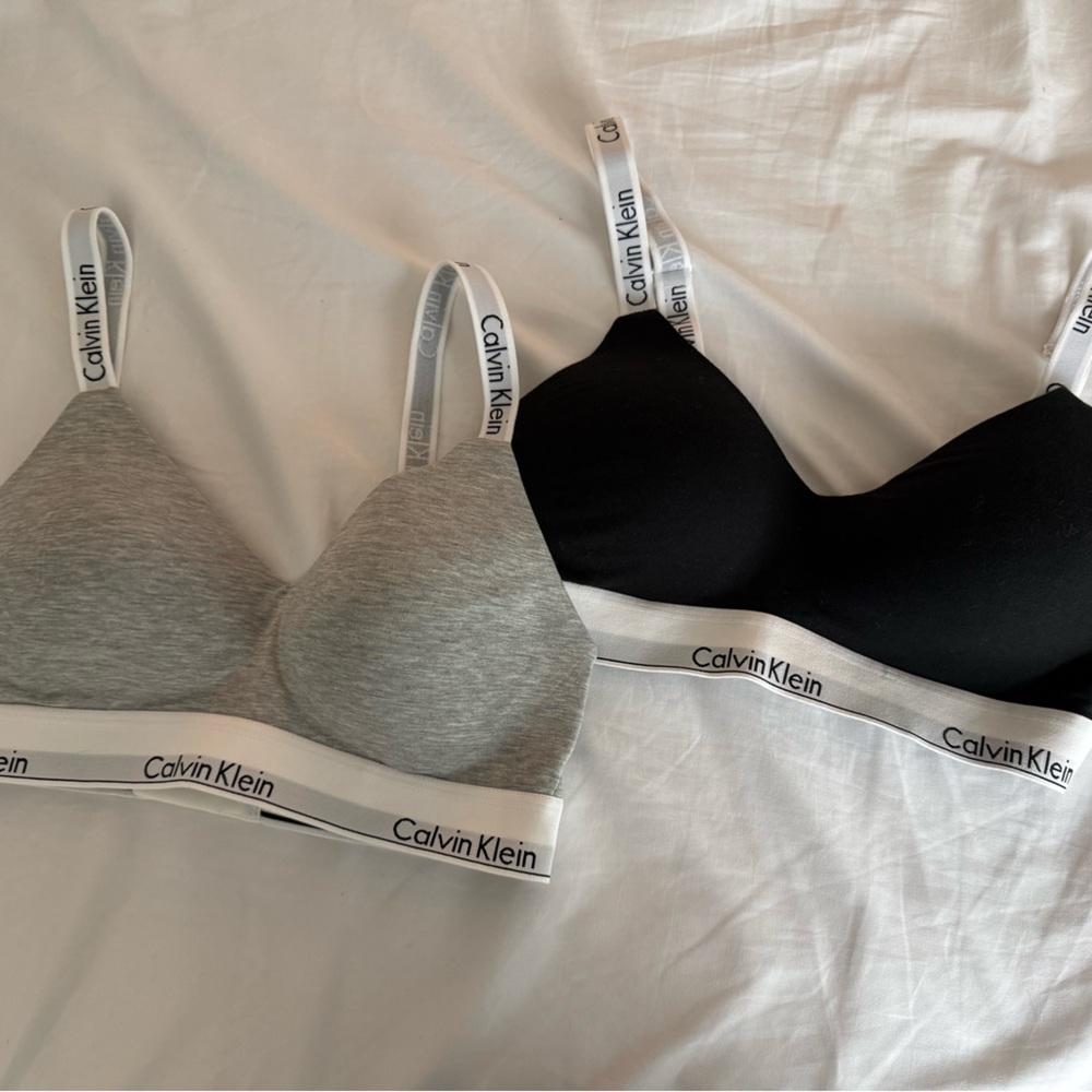 Calvin Klein Women's Gray and Black Lightly Lined Bras